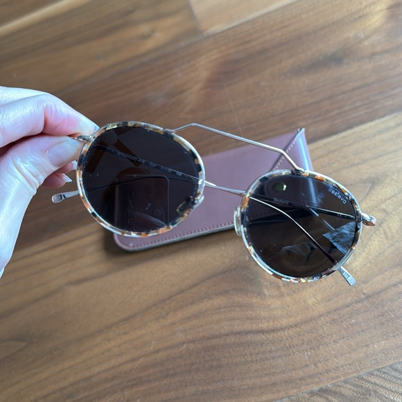 Illesteva Wynwood Ace Sunglasses / Caramel Sunnies - Picture 2 of 6